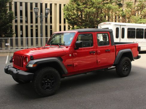 Used 2020 Jeep Gladiator Sport AWD/4WD image 12