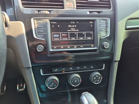 Used 2017 Volkswagen GTI Sport FWD image 13