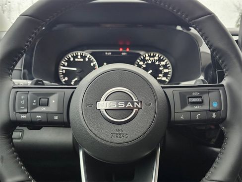 New 2025 Nissan Pathfinder SL w/ Lighting Package (N92) image 20