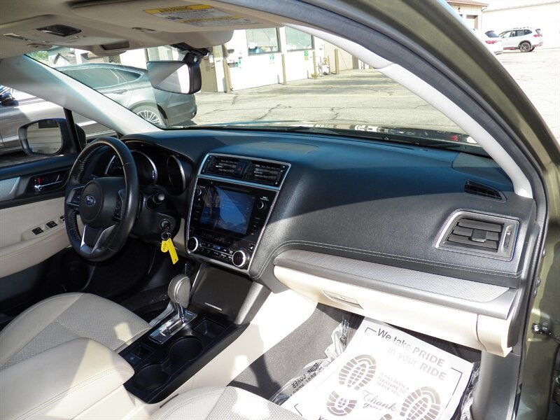 Used 2019 Subaru Outback 2.5i Premium AWD/4WD image 15