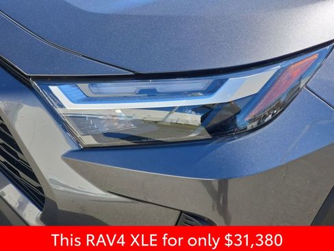 Used 2025 Toyota RAV4 XLE image 39