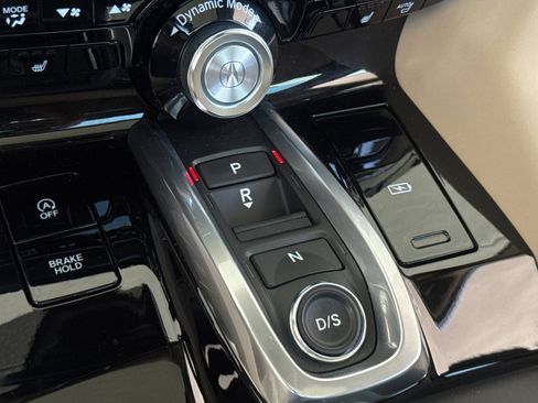 Used 2023 Acura MDX SH-AWD w/ Technology Package image 18