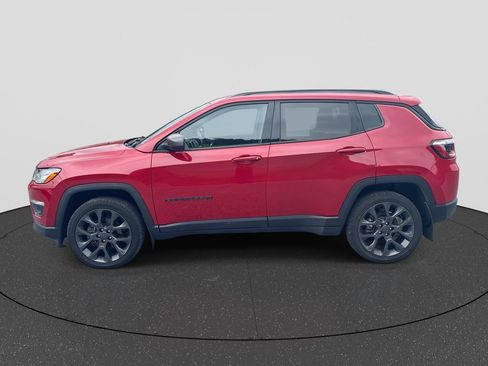Used 2021 Jeep Compass Latitude AWD/4WD image 5