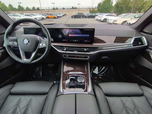 Used 2026 BMW X5 xDrive40i w/ Premium Package AWD/4WD image 16