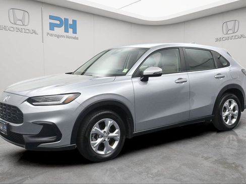 Certified 2025 Honda HR-V LX image 1