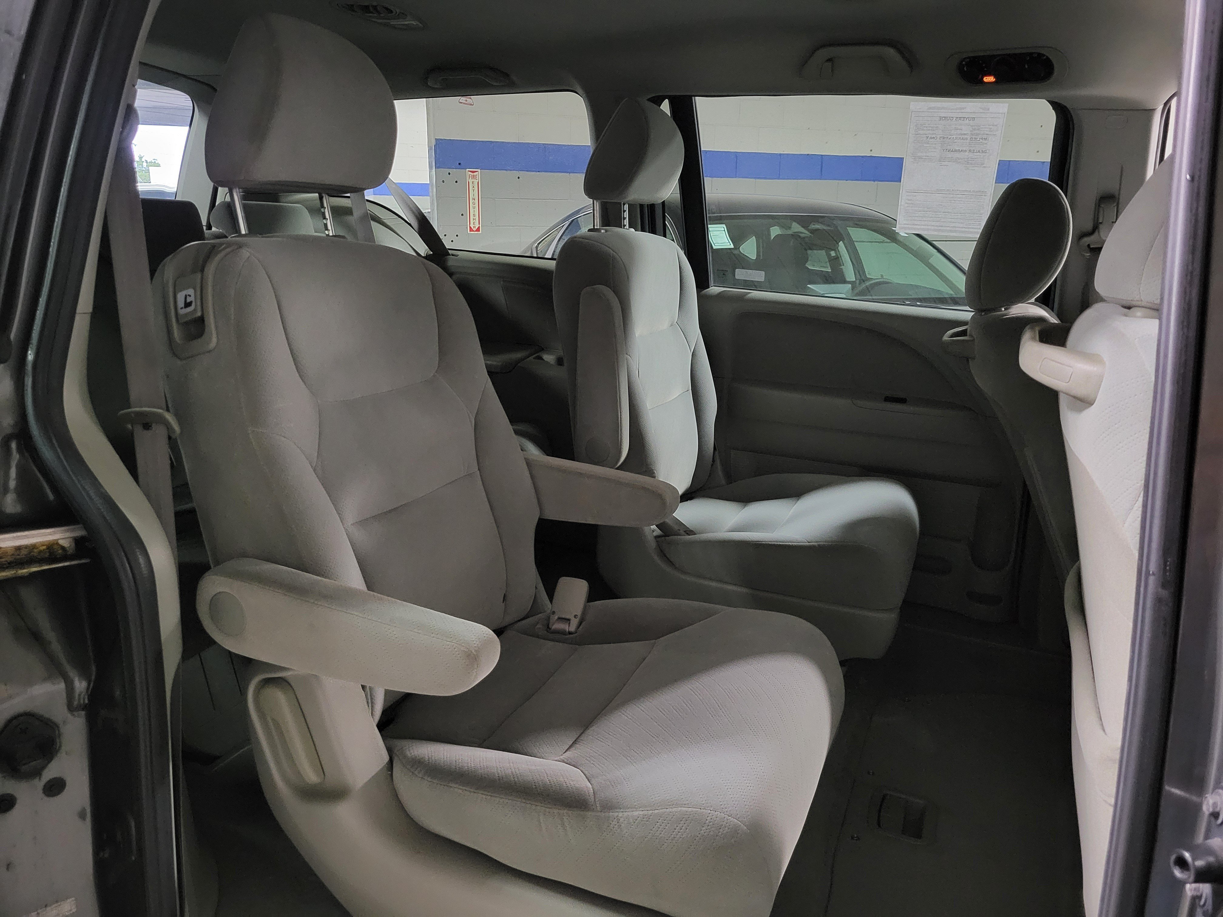 Used 2008 Honda Odyssey LX image 31