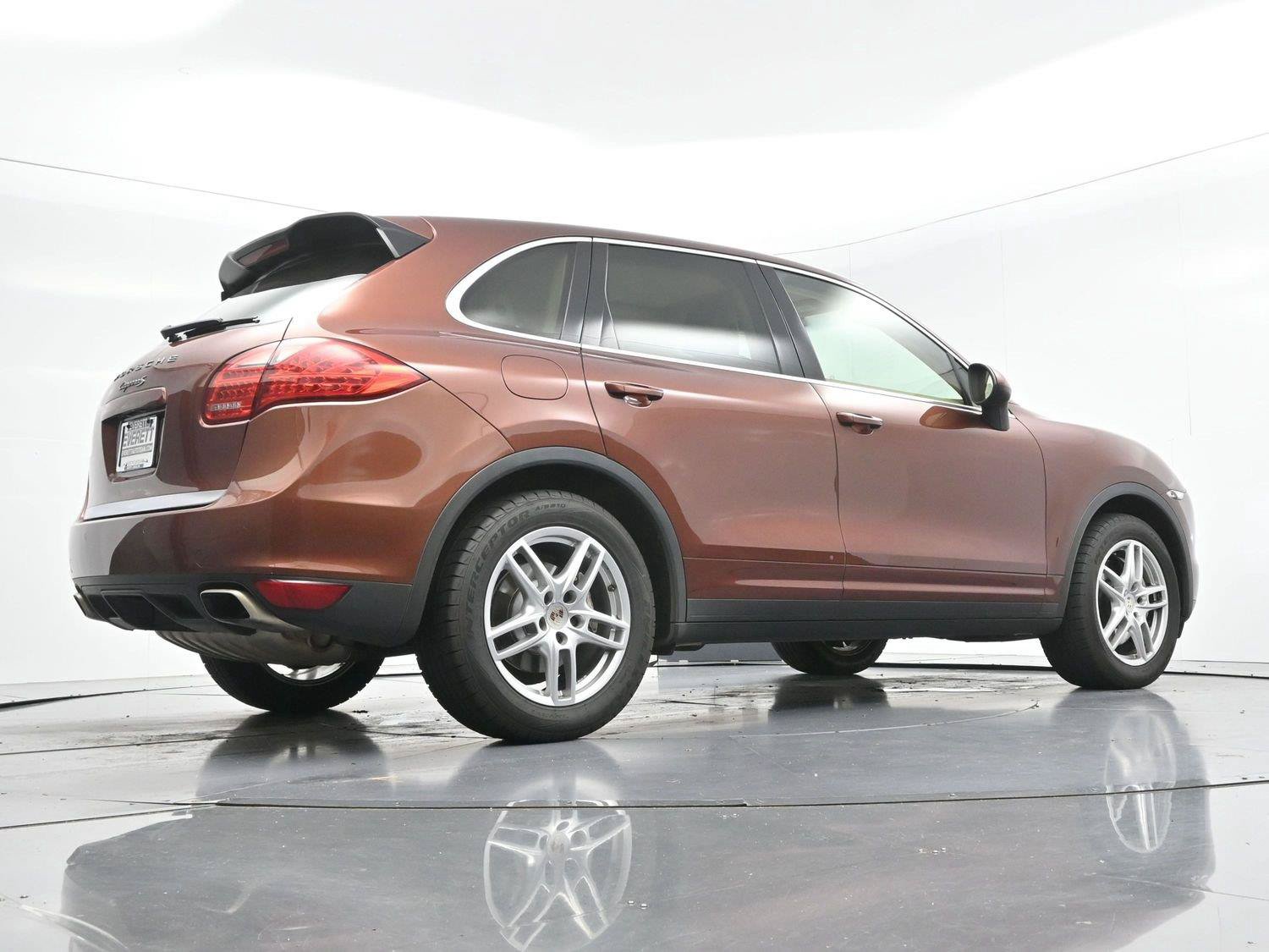 Used 2012 Porsche Cayenne S AWD/4WD image 53