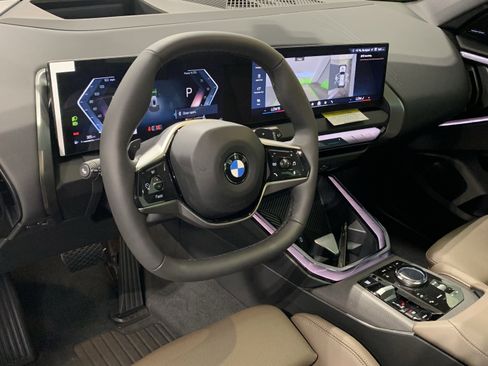 Used 2026 BMW X3 xDrive30 w/ Premium Package image 13