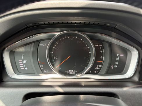 Used 2017 Volvo XC60 T6 Dynamic w/ Climate Package AWD/4WD image 21