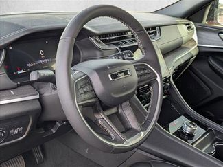 New 2025 Jeep Grand Cherokee Limited w/ Black Appearance Package video 3