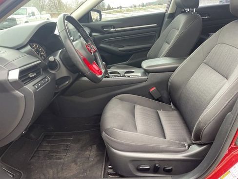 Used 2019 Nissan Altima 2.5 SV image 8