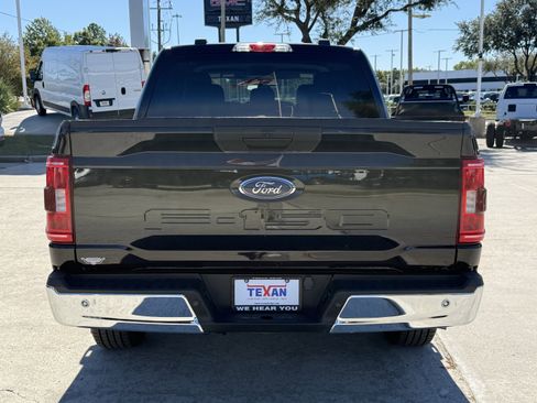 Used 2023 Ford F150 XLT image 6