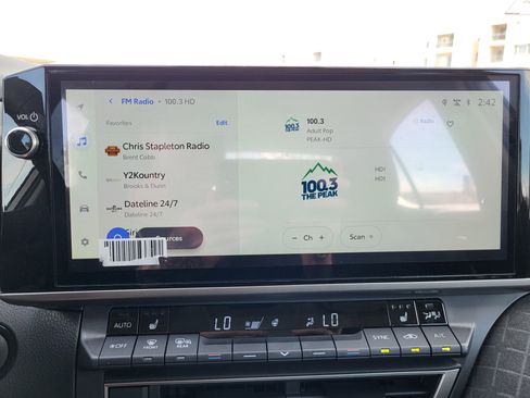 Used 2026 Toyota Camry XLE image 18