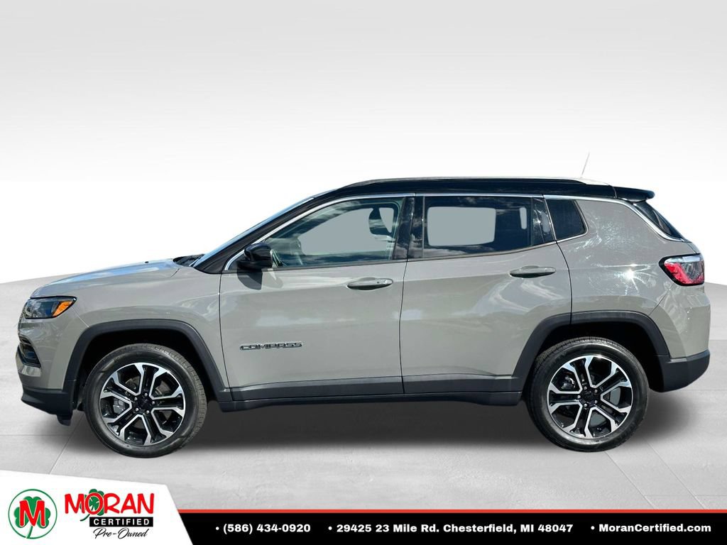 Used 2023 Jeep Compass Limited AWD/4WD image 2