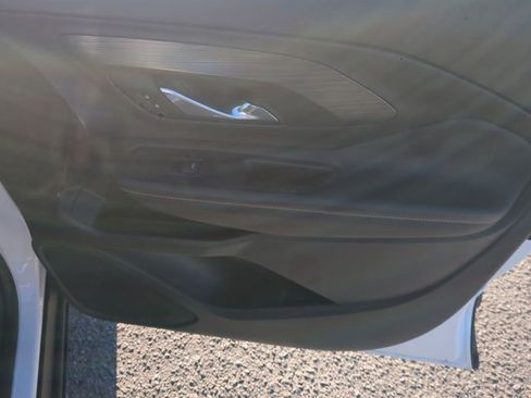 Used 2022 GMC Terrain SLE w/ Driver Convenience Package image 34