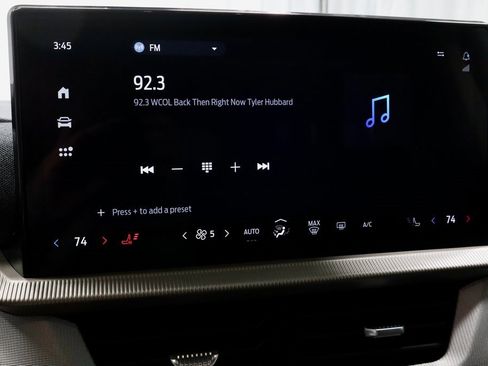 Certified 2025 Ford Explorer Active image 3