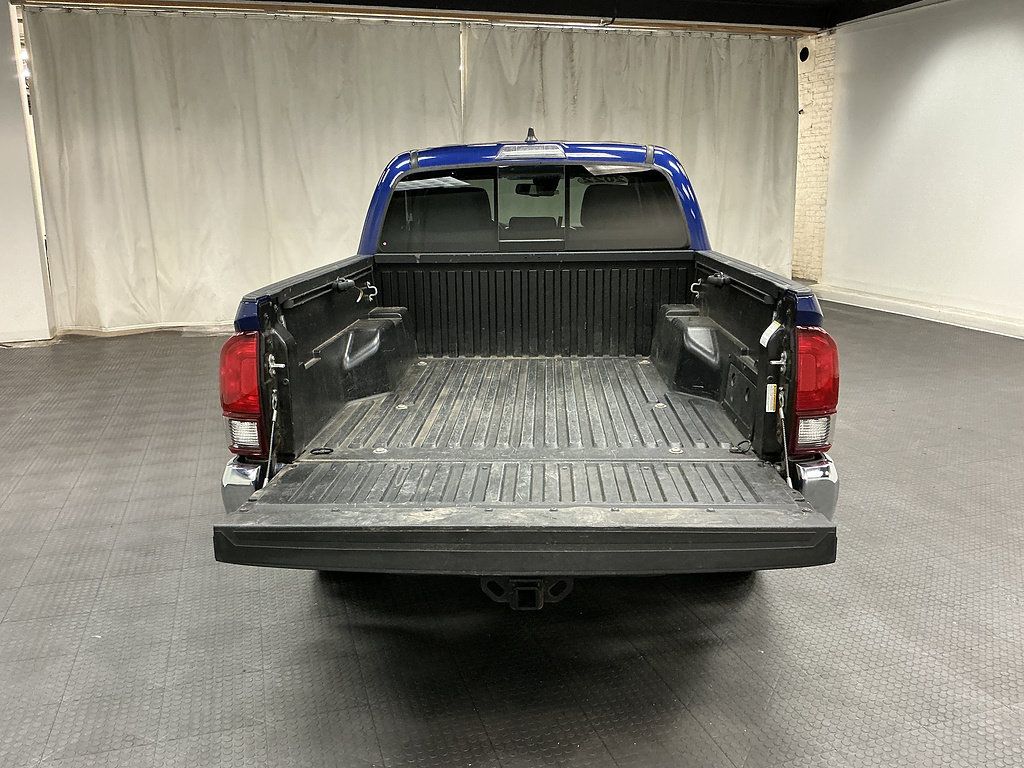 Used 2022 Toyota Tacoma SR5 w/ Black Out Package (TMS) AWD/4WD image 29