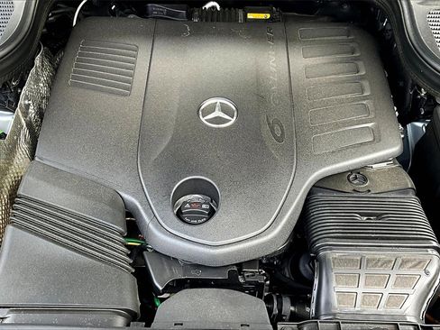 Certified 2025 Mercedes-Benz GLE 450 4MATIC image 34