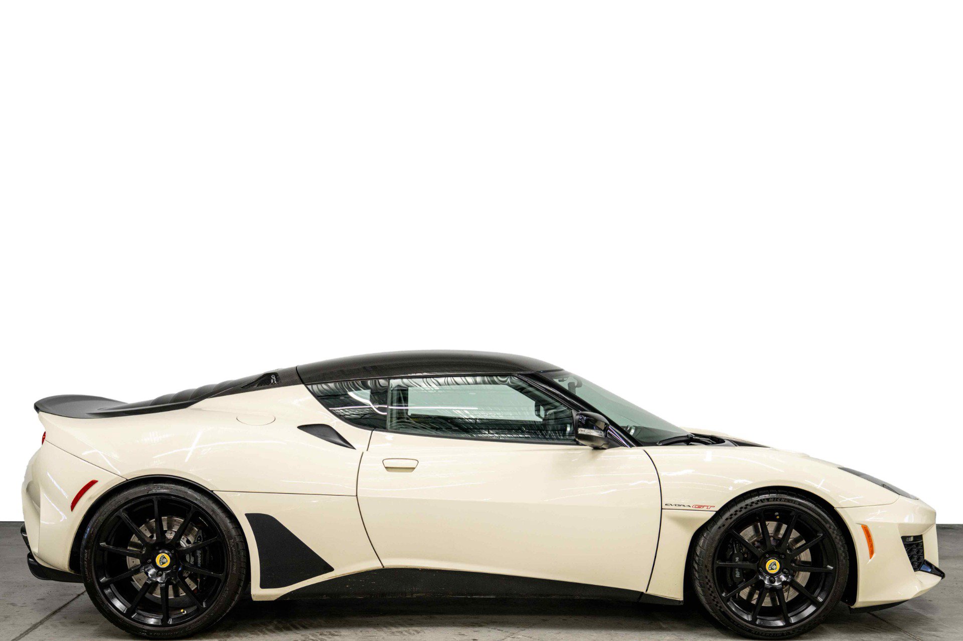 Used 2020 Lotus Evora RWD image 2