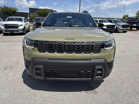 New 2026 Jeep Cherokee Laredo AWD/4WD image 2