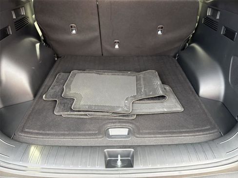 Used 2025 Hyundai Tucson Limited AWD/4WD image 21
