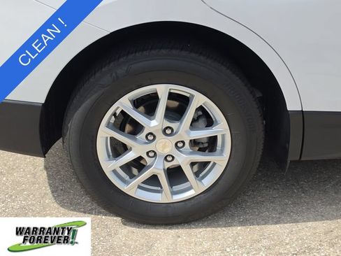 Used 2024 Chevrolet Equinox LT AWD/4WD image 5