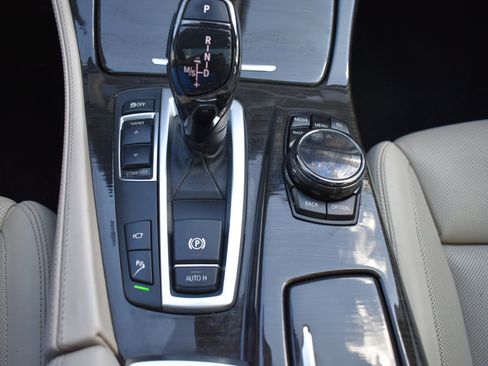 Used 2015 BMW 550i Sedan image 24