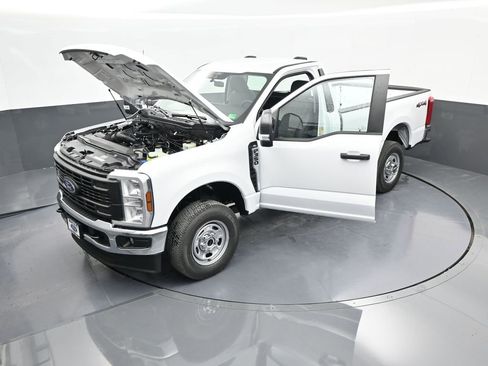 New 2026 Ford F350 XL w/ XL Chrome Package image 60
