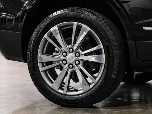 Used 2025 Cadillac XT5 Premium Luxury FWD image 61