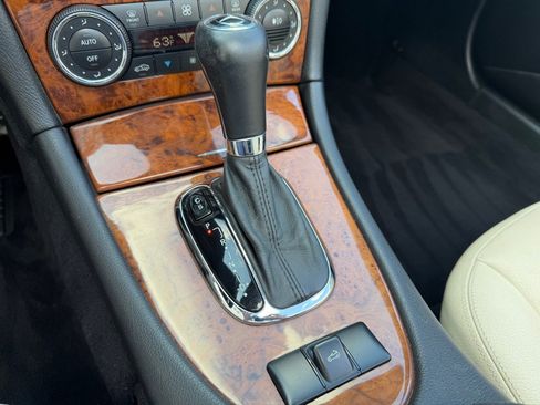 Used 2007 Mercedes-Benz CLK 350 Cabriolet image 17