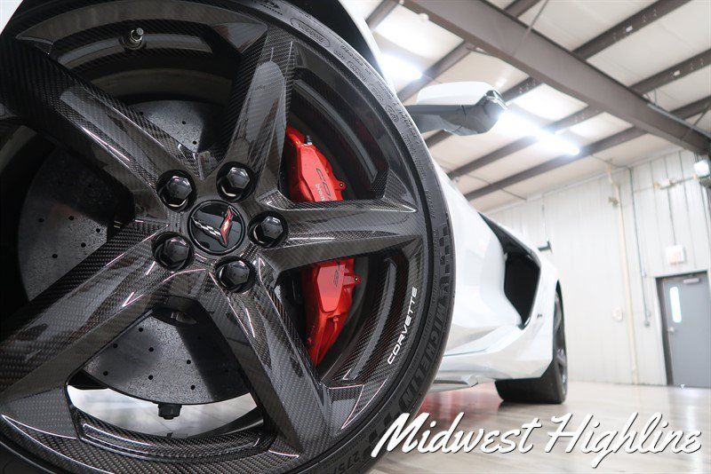 Used 2024 Chevrolet Corvette Z06 w/ Z07 Performance Package RWD image 3