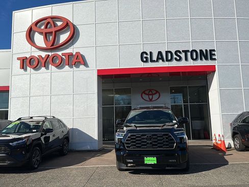 New 2026 Toyota Sequoia Platinum AWD/4WD image 1