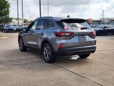 Used 2025 Ford Escape ST-Line FWD image 8