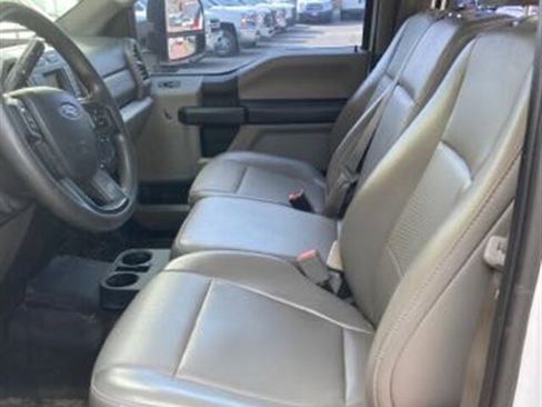 Used 2019 Ford F250 XL w/ Power Equipment Group image 9