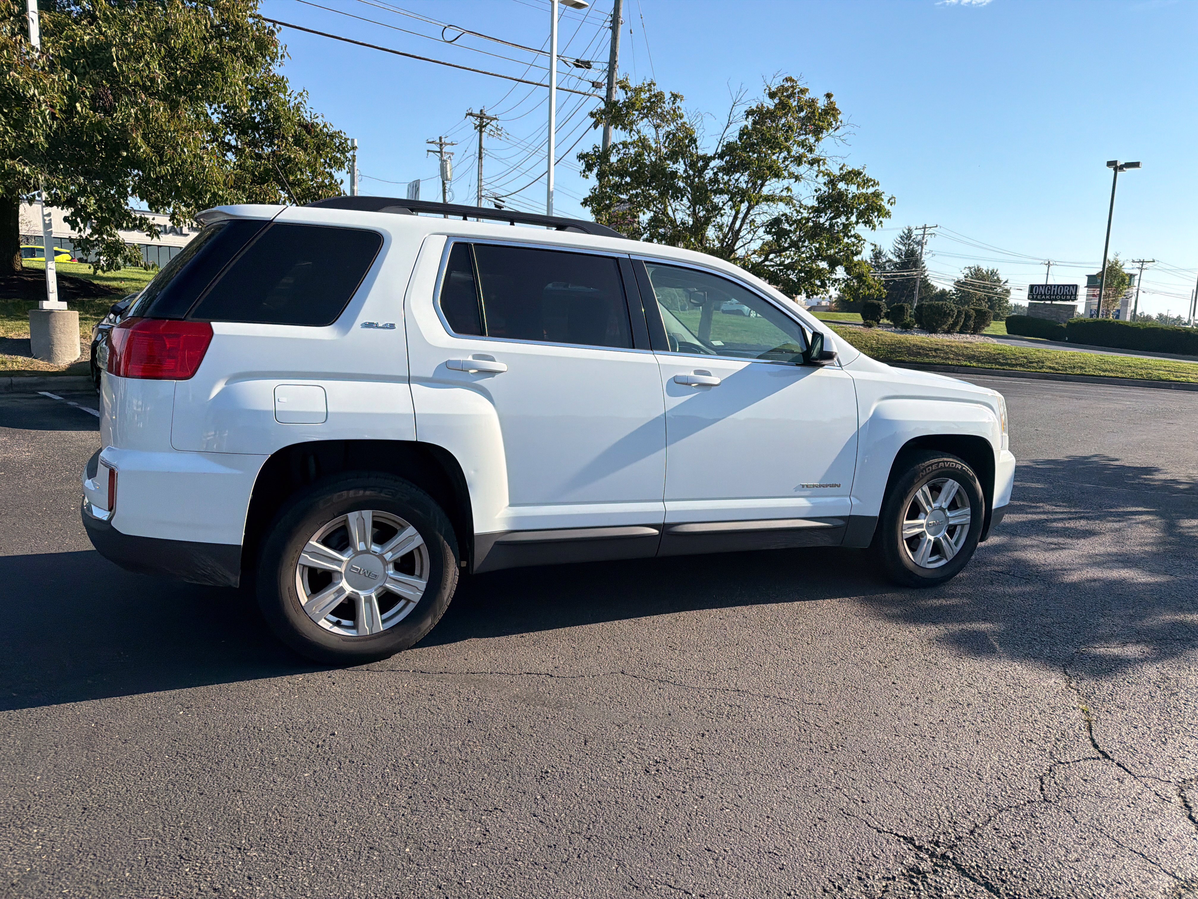 Used 2016 GMC Terrain SLE w/ Convenience Package FWD image 27