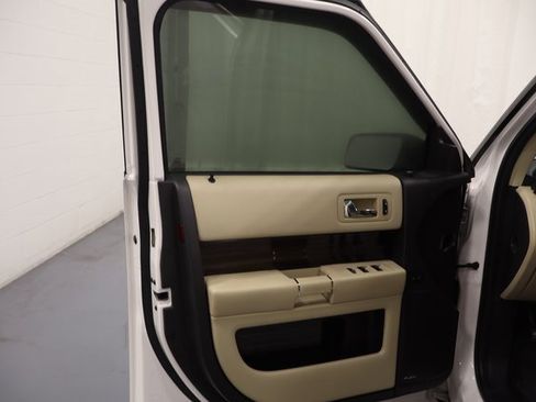 Used 2019 Ford Flex SEL w/ Equipment Group 202A image 9