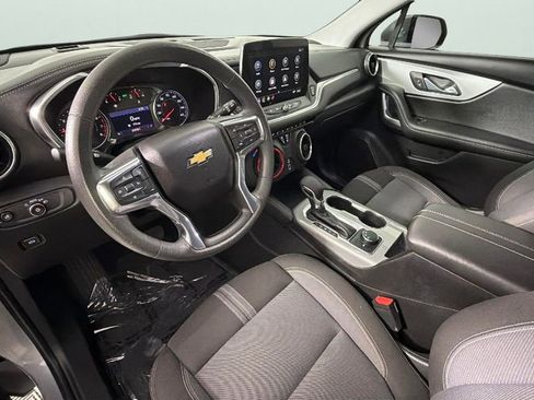 Used 2023 Chevrolet Blazer LT FWD image 18