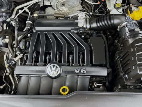Used 2019 Volkswagen Atlas SEL Premium AWD/4WD image 37