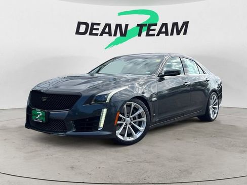 Used 2016 Cadillac CTS V w/ Luxury Package RWD image 4