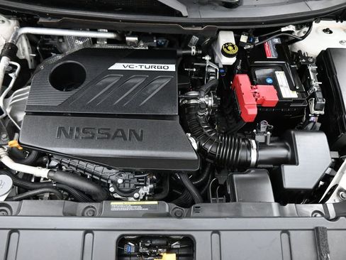 Used 2023 Nissan Rogue SV FWD image 17