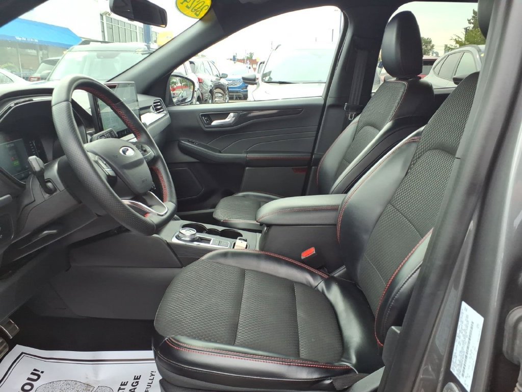 Certified 2024 Ford Escape ST-Line w/ Tech Pack #1 FWD image 15