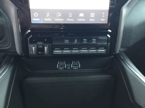 New 2026 RAM 2500 Big Horn AWD/4WD image 26