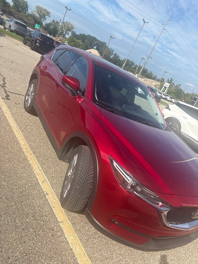 Used 2020 MAZDA CX-5 Grand Touring AWD/4WD image 3