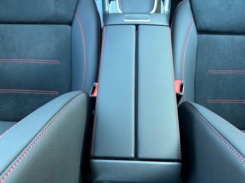 New 2026 Mercedes-Benz GLB 35 AMG 4MATIC image 38