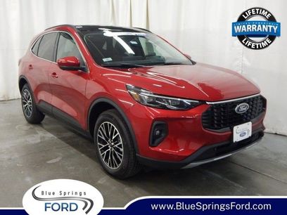 New 2025 Ford Escape SE w/ PHEV Premium Package