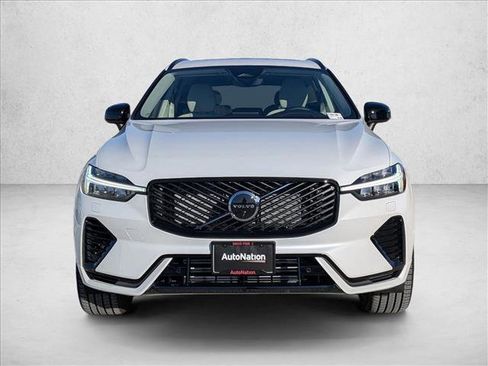 New 2026 Volvo XC60 T8 Ultra w/ Protection Package Premier image 6