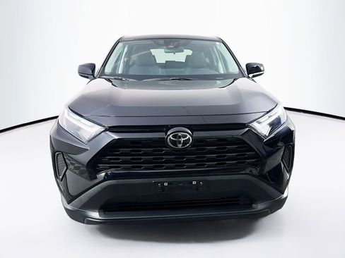 Used 2024 Toyota RAV4 LE AWD/4WD image 2