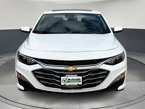 Used 2024 Chevrolet Malibu LT image 2