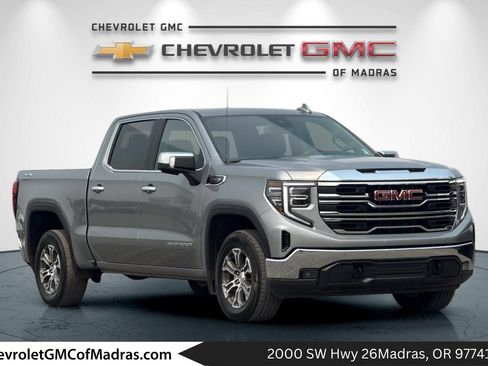 Used 2025 GMC Sierra 1500 SLT AWD/4WD image 1