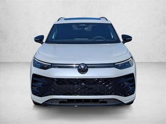 New 2026 Volkswagen Tiguan SE R-Line video 2